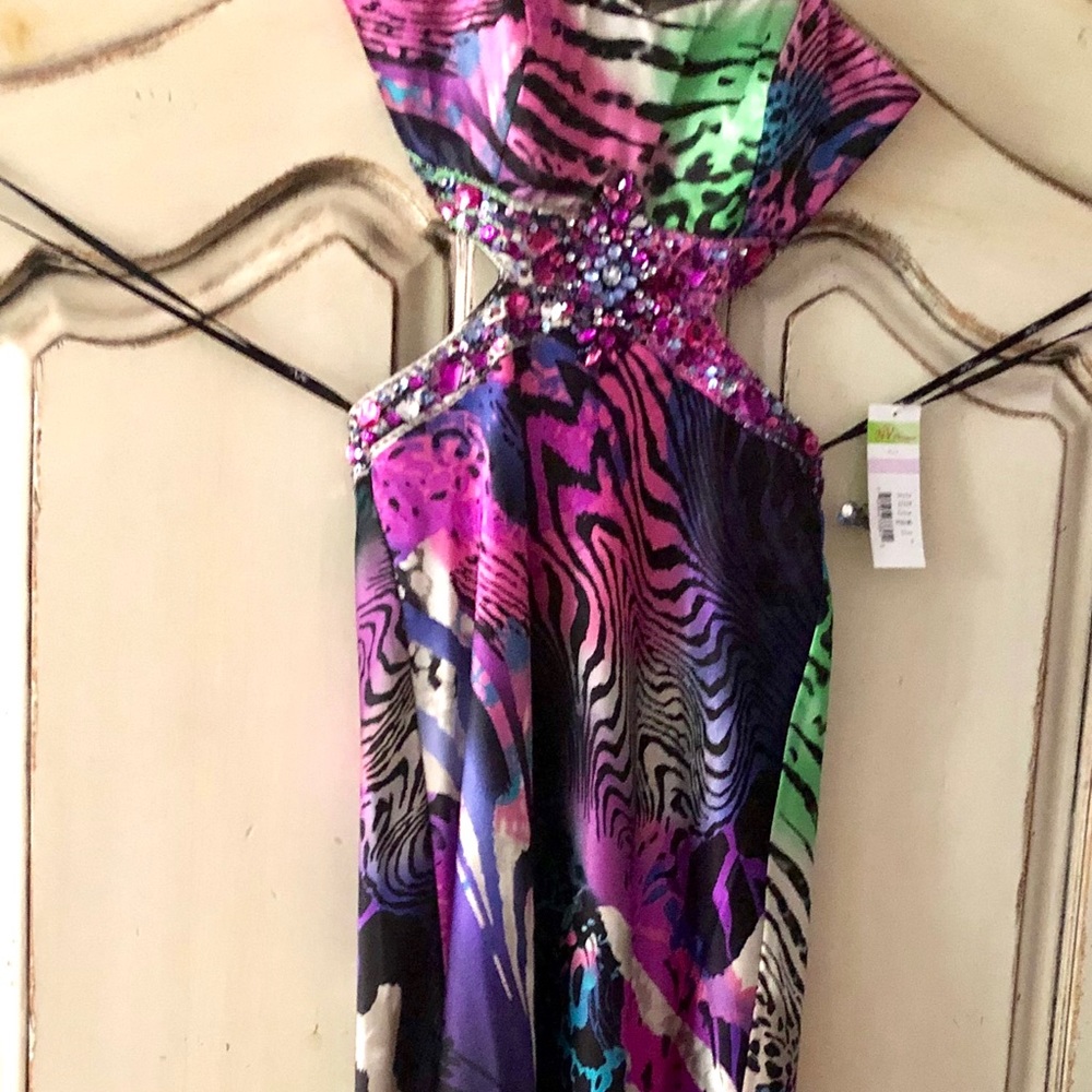 Prom dress - new